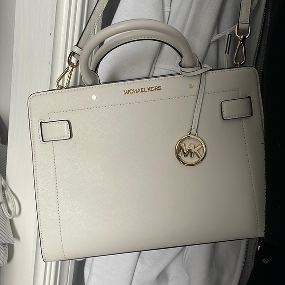 White size Medium Clean and New.